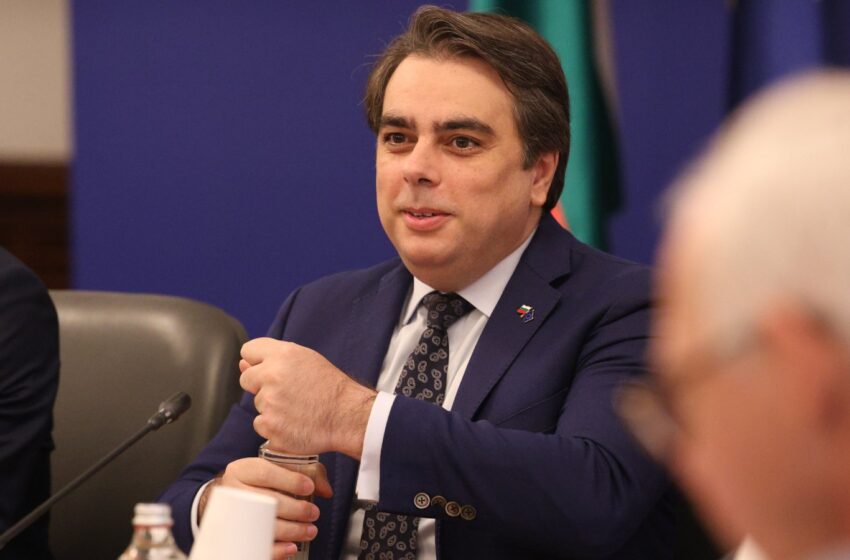  Василев обяви щетите от забраната за внос на украинско зърно