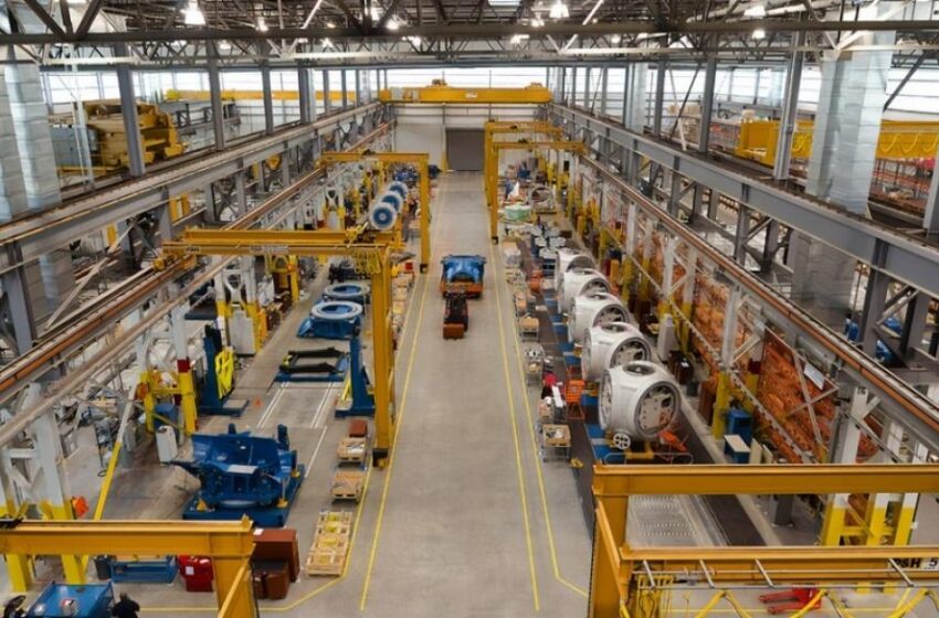  Производствата се местят в Източна Европа, според икономист