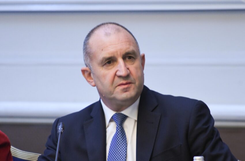  Радев ще издаде указ за избори 2в1, вижте и датата