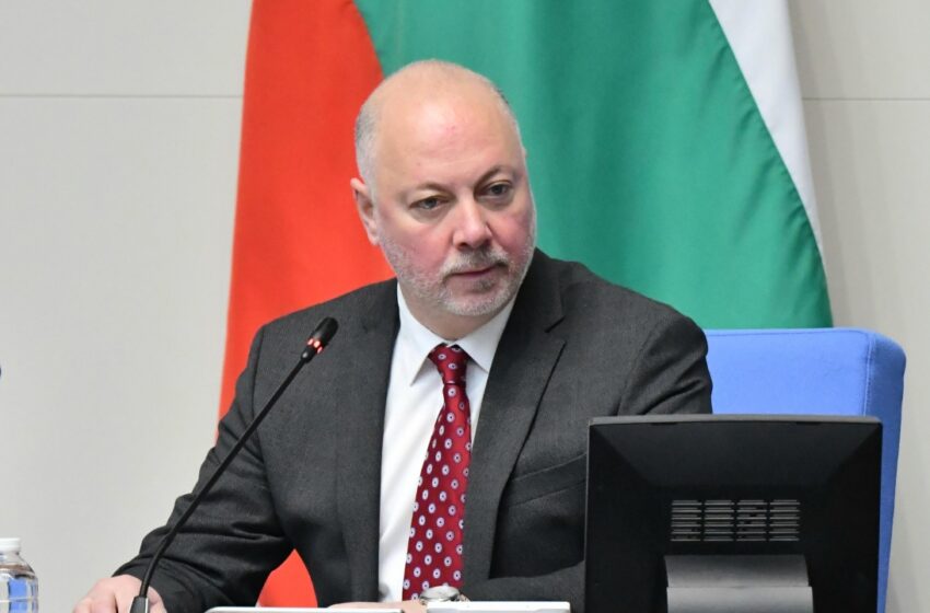  Решено! Росен Желязков вече не е председател на НС