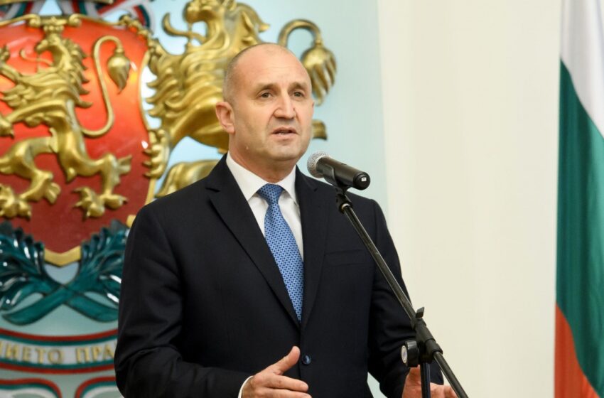  Радев: Вече се вижда, че ще бъде трудно