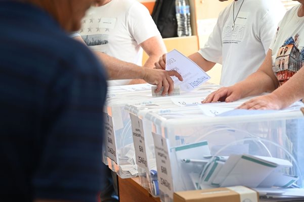  При 99.31% обработени протоколи: ГЕРБ печели вота 2 в 1