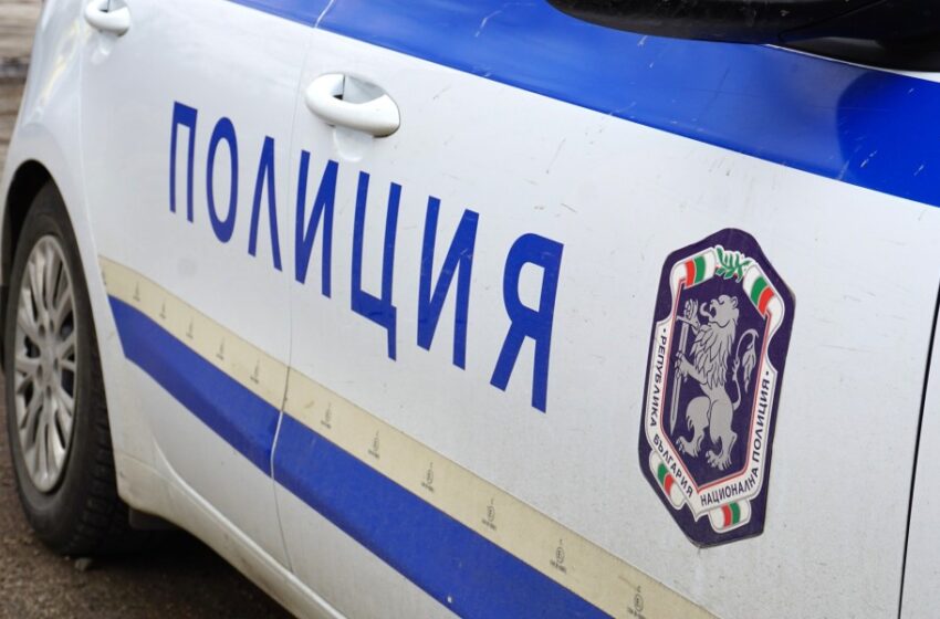  Задържаха четирима души за разпространение на наркотици
