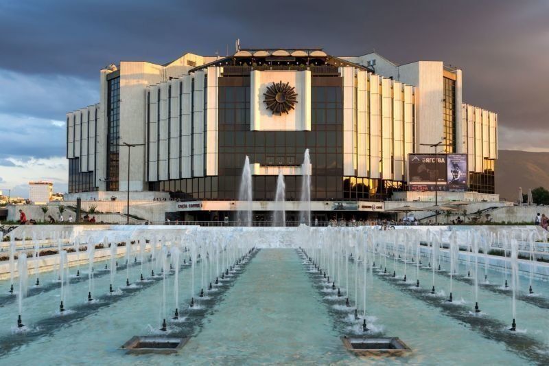 НДК се адаптира към новите предизвикателства