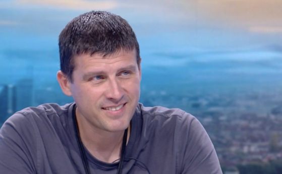  Лидерът на „Възраждане“ е бил шофьор на компаньонки