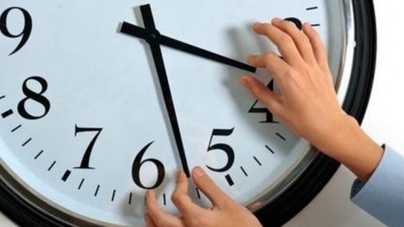  Преминахме към зимно часово време