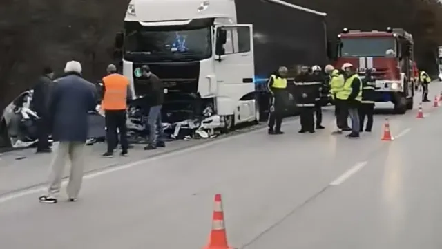  Двама загинаха при тежка катастрофа край Ловеч