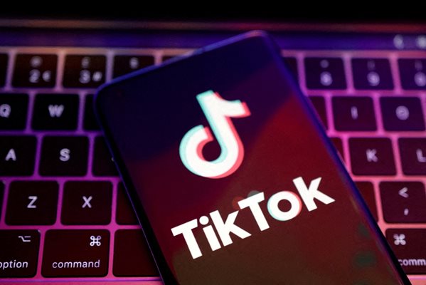  Шефът на TikTok е призован в Европейския парламент