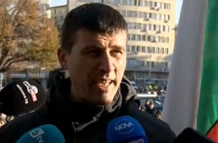  Протестът на „Величие“