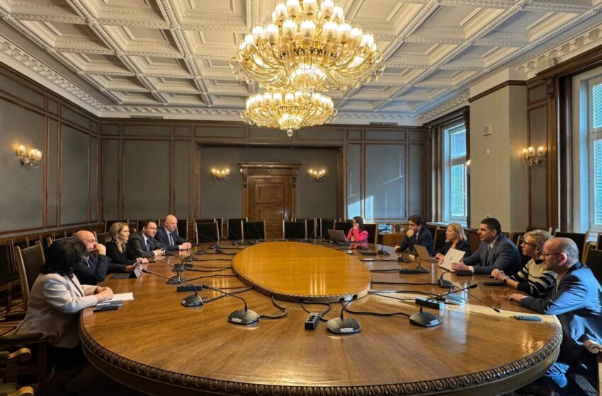  ГЕРБ-СДС и ДБ ще работят по споразумение за съвместно управление