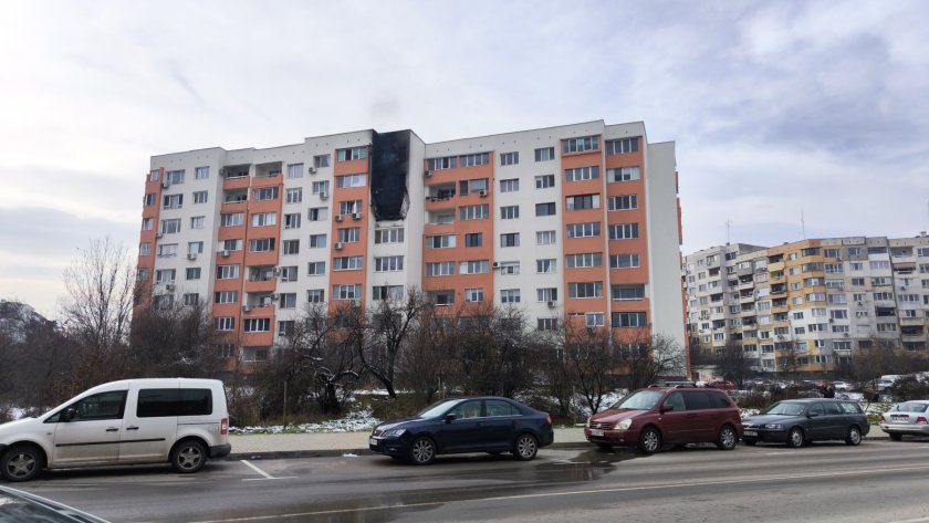  Запалена свещ по всяка вероятност е причинила  пожара в столичния квартал „Овча купел“