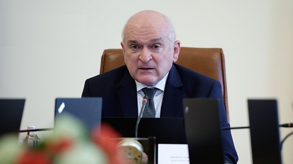 Димитър Главчев: Депутатите излязоха във ваканцията, вместо да работят за бюджета