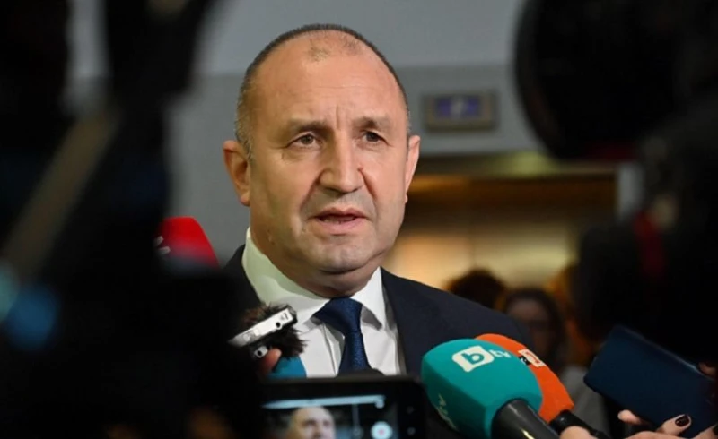  Важна политическа седмица: Очаква се президентът Румен Радев да обяви кога ще връчи първия мандат