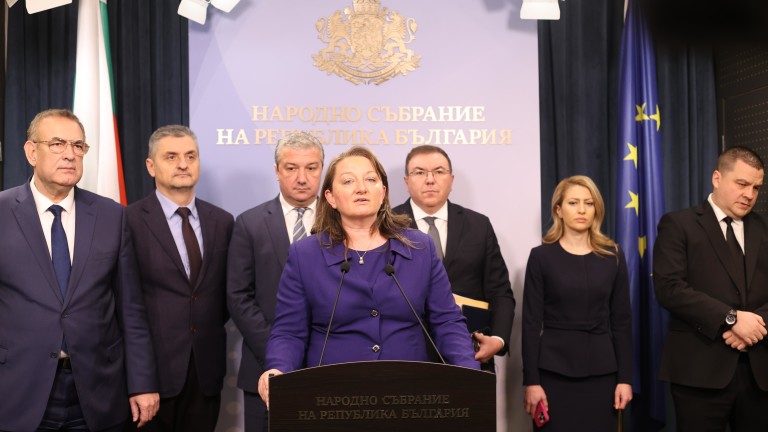  Проектобюджетът издържа 12 часа и коалицията го пренаписва