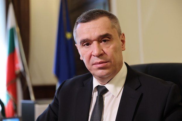  Правителството предлага таван на надценките на магазините, който да се договаря