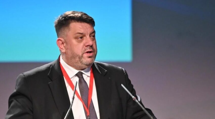  Атанас Зафиров си избра петима спуснати от Пеевски заместници
