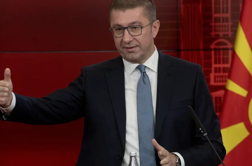  Мицкоски: Македонският език е от векове, създаден е преди 80 години