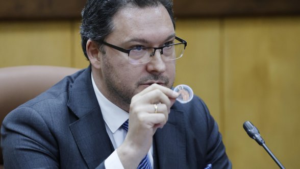  Митов размаха иконка и отговори на Рашков: Някои политици не поемат отговорност
