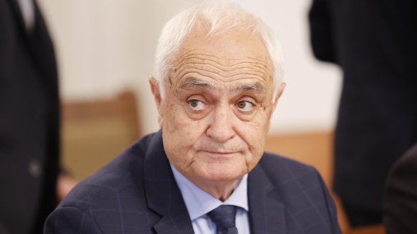  Запрянов: България ще увеличи разходите си за отбрана до 3,5 % от БВП до 2032 г.