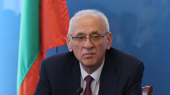  Персоналът е капиталът на българското здравеопазване, заяви Силви Кирилов