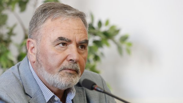  Доц. Кунчев: Новите варианти на COVID-19 не предизвикват тежко заболяване