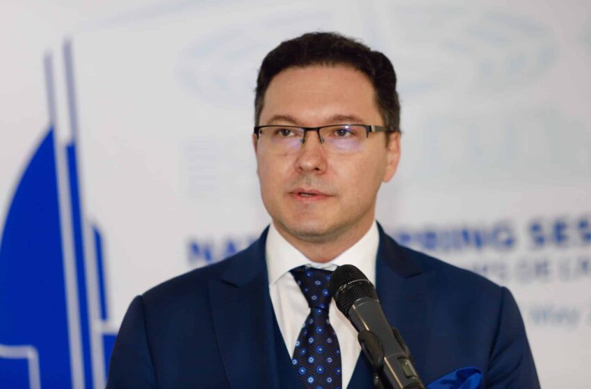  Митов: Пожарът в горящия влак край Пясъчево беше овладян бързо
