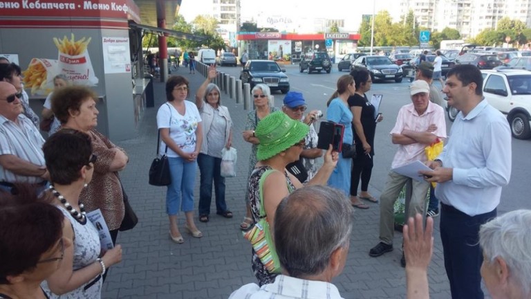  Нов протест на жителите на „Дружба 2“ заради ремонта на топлопреносната мрежа