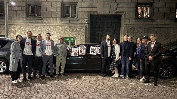  Депутати от ПП са блокирали входовете към служебния паркинг на НС