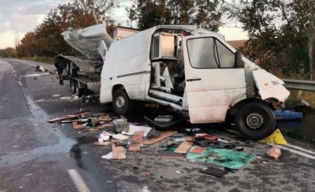  След катастрофа край Ямбол: Жена загина, а двама души са в болница