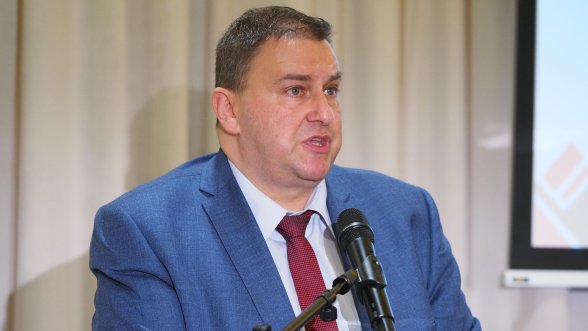  Емил Радев: ЕС затяга контрола върху изпирането на пари и финансирането на тероризма