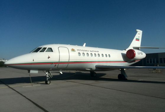  Продават правителствения Фалкон на търг с явно наддаване