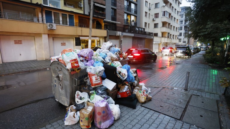  Ситуацията с боклука в София: Районни кметове се готвят за нова криза