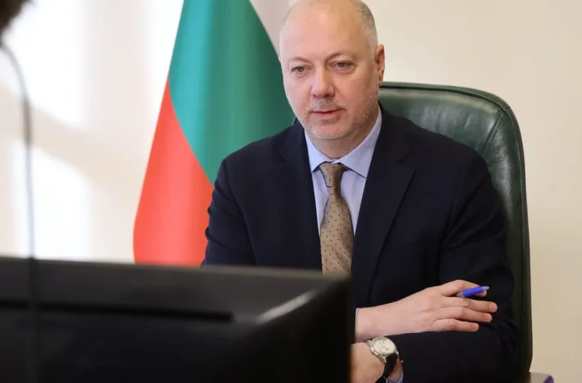  Желязков: Всяка държава трябва да бъде равноправно представена на масата на преговорите, когато се обсъжда нейното бъдеще