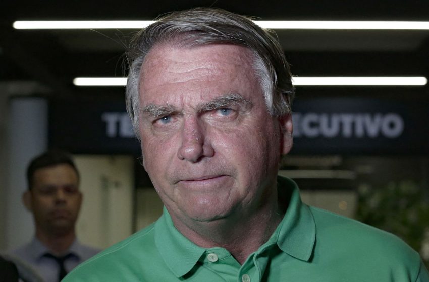  Бившият бразилски президент Жаир Болсонаро е арестуван