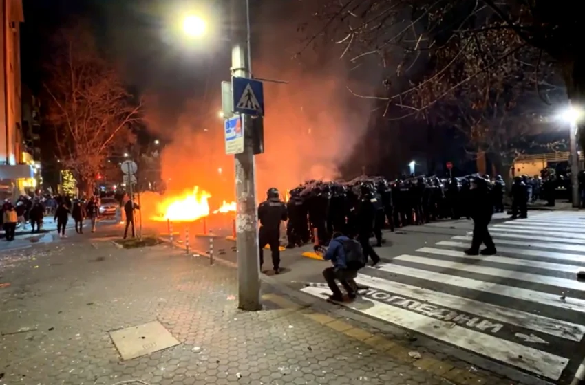  Васил Терзиев: Хулиганите бяха на протеста с цел, нищо не можеше да ги спре