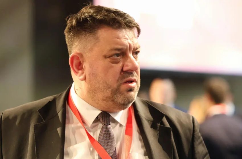  Атанас Зафиров не мисли да хвърля оставка преди изборите