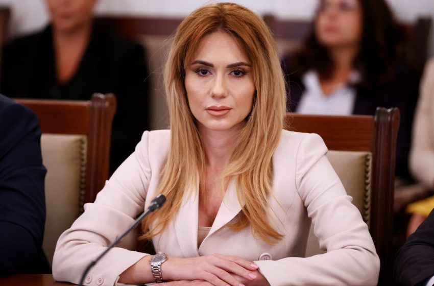  Интересно! Мария Филипова обяви готовност да бъде служебен премиер