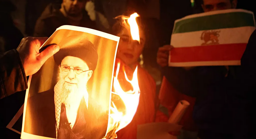  Лошо: Иран заяви готовност за война