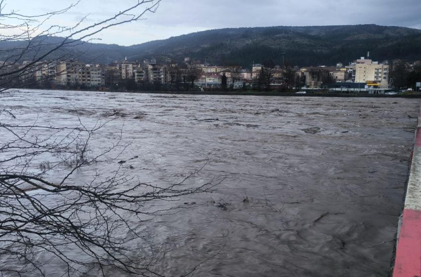  Остава в сила бедственото положение в Крумовград