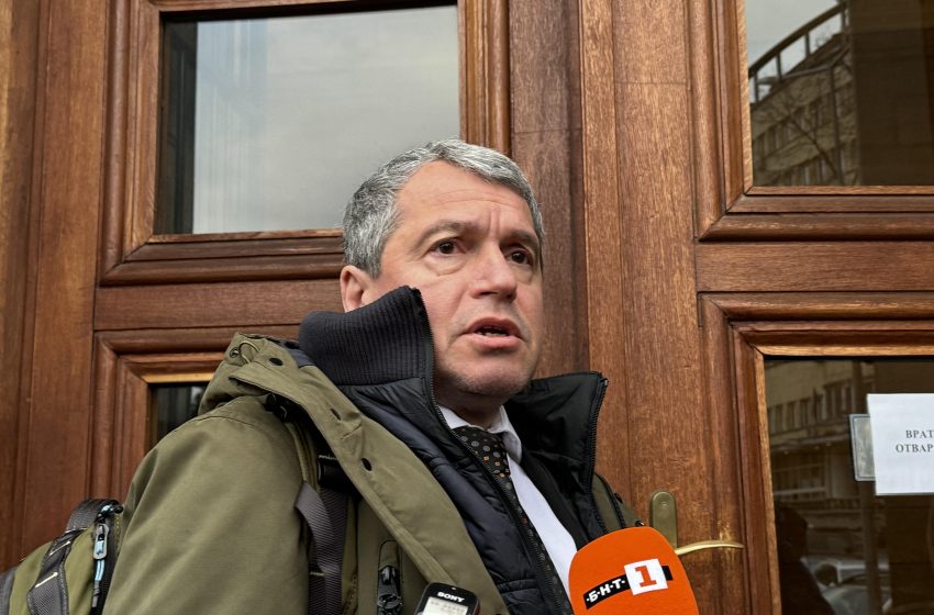  Тошко Йорданов: Гражданите искат машинно гласуване със сканиращи машини