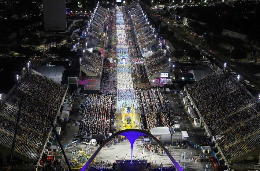  Рио де Жанейро посрещна 2026 година с фойерверки, музика и 5 милиона посетители