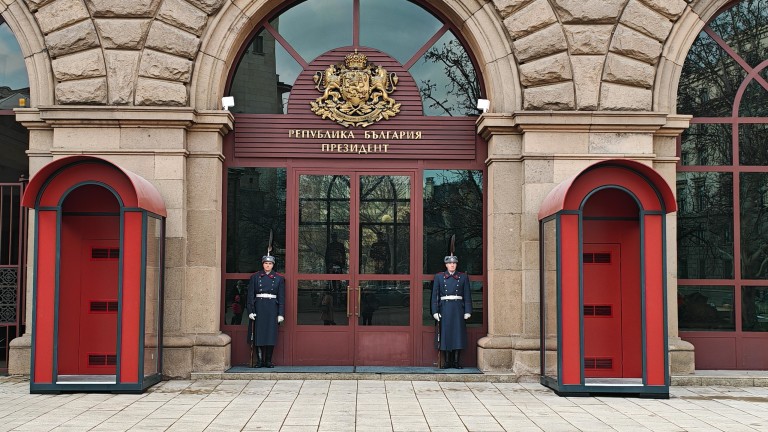  Йотова освободи главния секретар на МВР