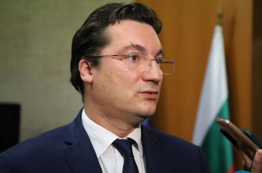  Крум Зарков спечели битката за председател на БСП