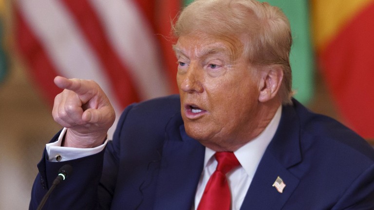  Тръмп бесен на Робърт де Ниро – заплашва да го депортира