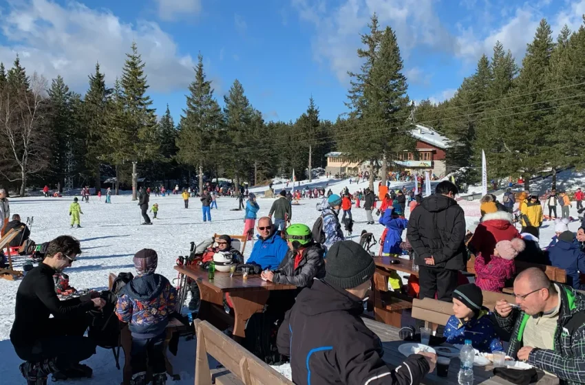  Слънчево време и постепенно затопляне в последния ден на февруари