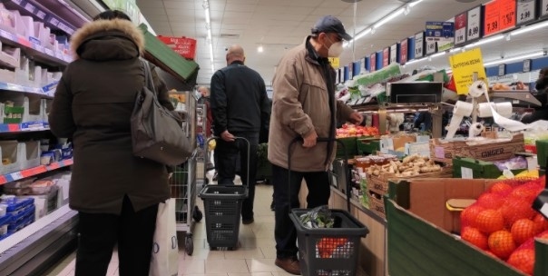  Скок на цените на едро на повечето продукти