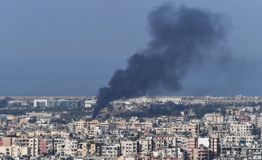  Израел нанесе въздушен удар по южните предградия на Бейрут