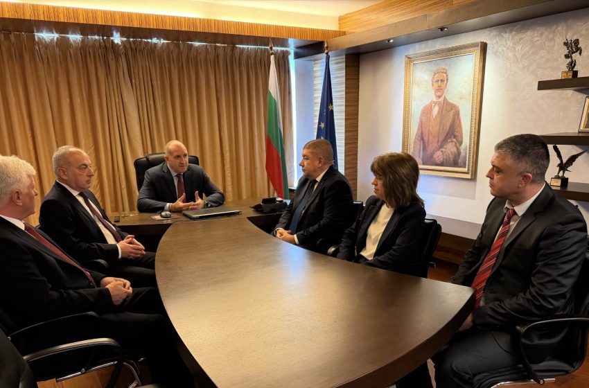  Румен Радев обяви с коя коалиция ще се яви на изборите