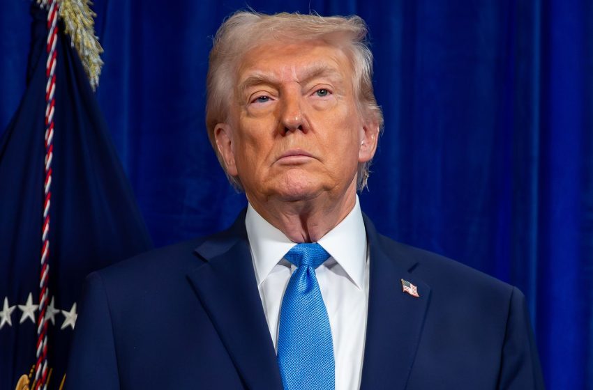  Тръмп е бесен след атаката на посолството на САЩ в Рияд, обеща отговор