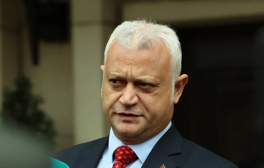  Дечев за отнетата книжка на Божанков: Доказателство, че няма наше МВР